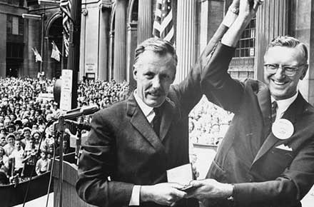 Robert Manry receiving key to the city from Cleveland Mayor Ralph Locher, 1965