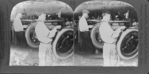 Putting on Last Ply of Machine Made Tire