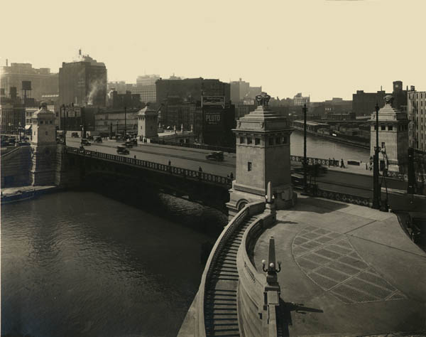 Thumbnail of the Bridge over Michigan BL., Chicago